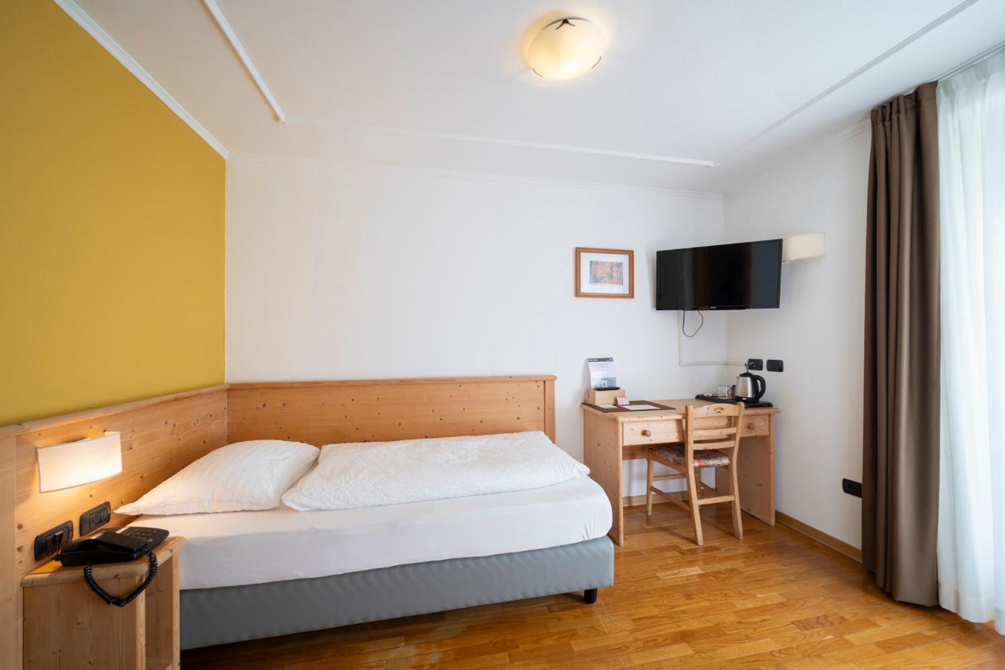 Hotel Erica Tesero Buitenkant foto