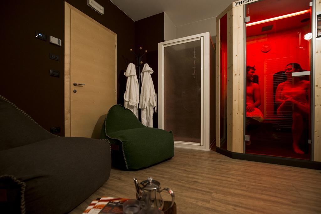 Hotel Erica Tesero Buitenkant foto